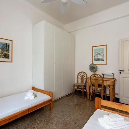 Joivy Inviting 2-bed Flat Near The Appartement *