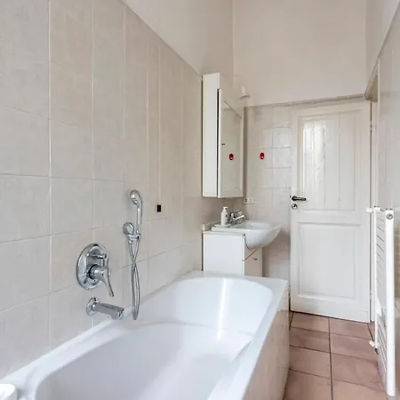 Joivy Inviting 2-bed Flat Near The *